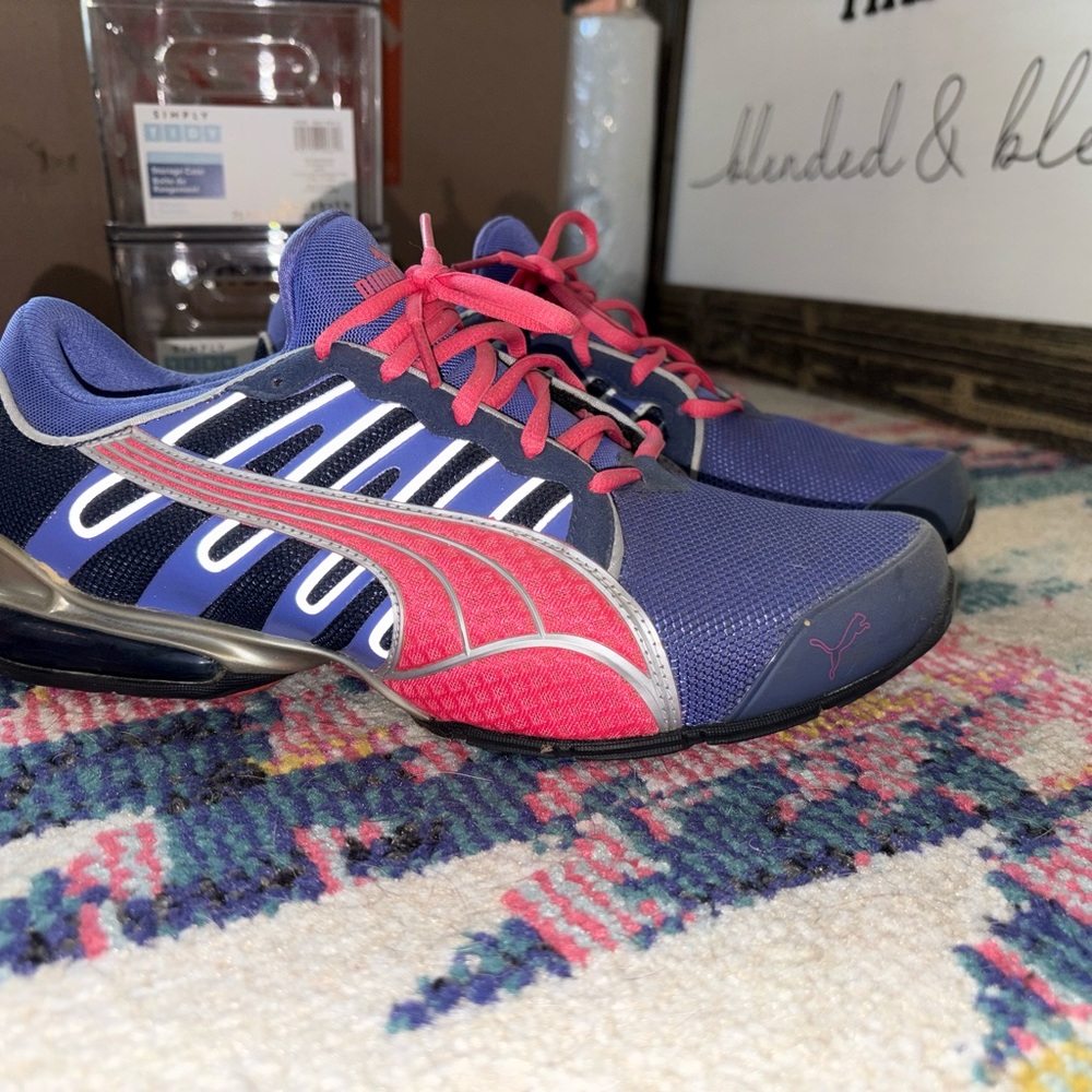 PUMA Voltaic-3 Running Shoes – Women’s Size 9